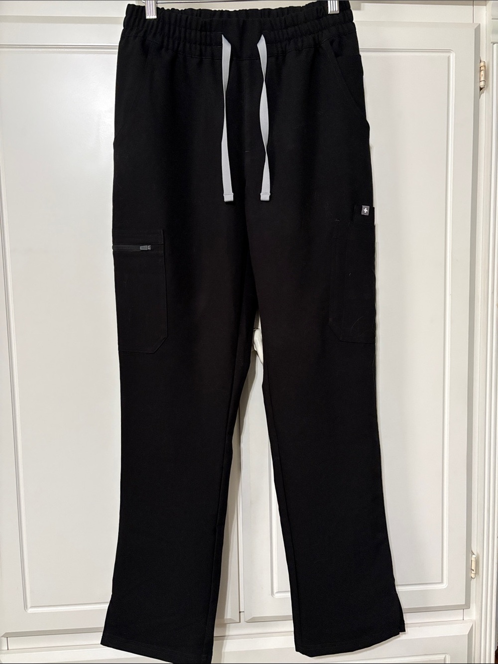 Women’s Figs Black Scrub Pants